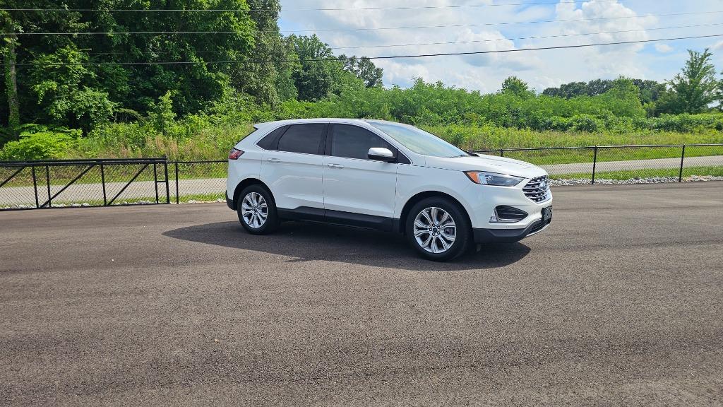 2022 Ford Edge Titanium - Photo 9